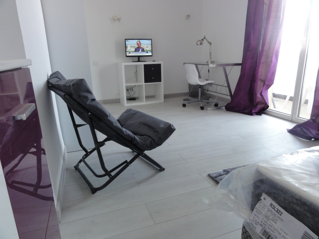 chambre spacieuse et lumineuse dans la résidence la Florale